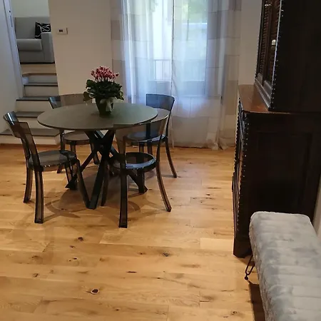 Mora Duplex Di Charme In Como, Civiglio