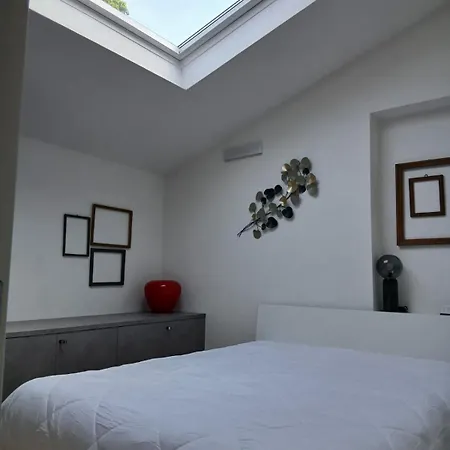 아파트 Mora Duplex Di Charme In Como, Civiglio